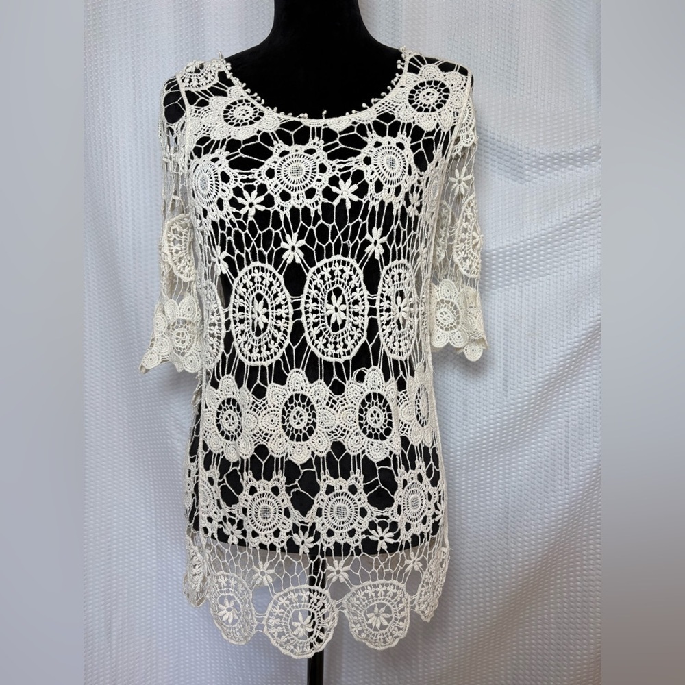 Love Culture boho chic white crocheted lace swim cover-up size small